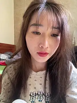 Snapshot of oneyou_400 chatting on 02/23/26, 04:10 oneyou 400 online show from 02/23/26, 04:10