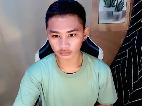 Snapshot of asianhardcock25 chatting on 09/13/25, 09:09 asianhardcock25 online show from 09/13/25, 09:09