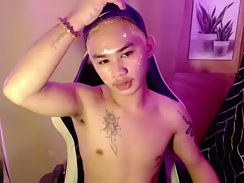 Snapshot of asianhardcock25 chatting on 09/16/25, 07:09 asianhardcock25 online show from 09/16/25, 07:09