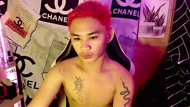 Snapshot of asianhardcock25 chatting on 09/25/25, 11:25 asianhardcock25 online show from 09/25/25, 11:25