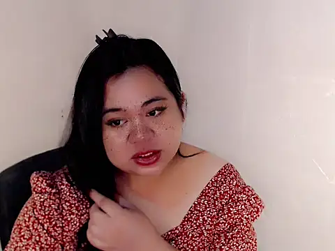 Snapshot of Im_ur_mother chatting on 01/07/26, 04:09 Im ur mother online show from 01/07/26, 04:09