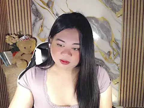 Snapshot of Im_ur_mother chatting on 02/05/26, 12:15 Im ur mother online show from 02/05/26, 12:15