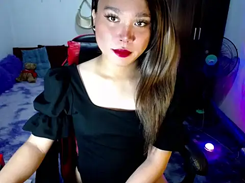 Urassiansweetcummer online show from 03/19/26, 02:26