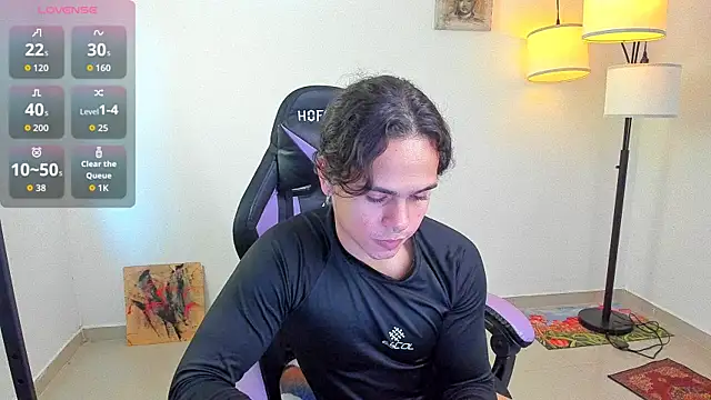 Maximiliano scoott   online show from 10/30/25, 06:19