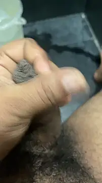 Snapshot of deepu1979 chatting on 11/09/25, 04:11 deepu1979 online show from 11/09/25, 04:11