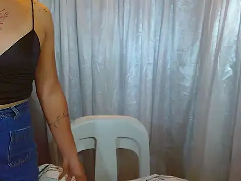 Seductive akira11 online show from 04/25/26, 06:16