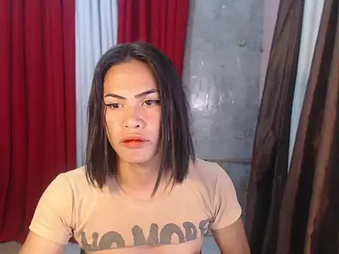 Snapshot of urhotty_megss chatting on 09/14/25, 02:05 urhotty megss online show from 09/14/25, 02:05