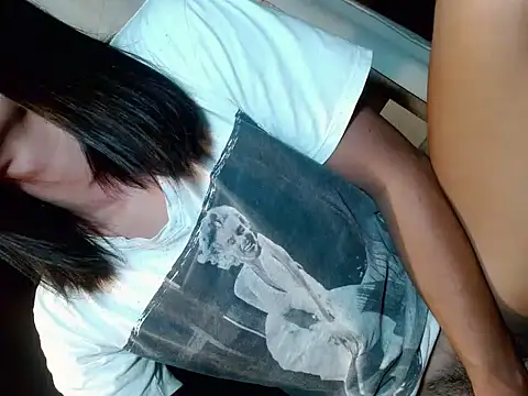 Snapshot of urhotty_megss chatting on 02/27/26, 10:32 urhotty megss online show from 02/27/26, 10:32