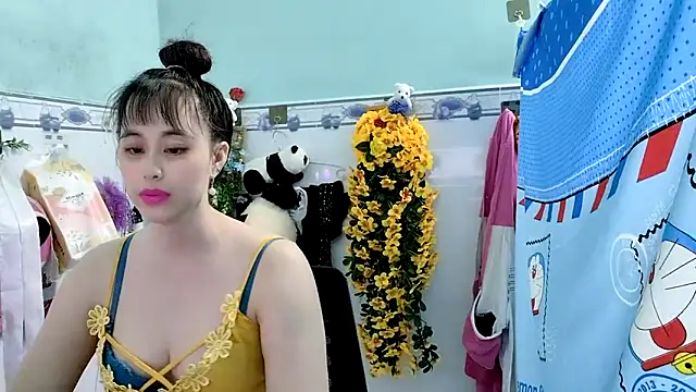 emgaixinhngoan online show from 09/18/25, 03:03