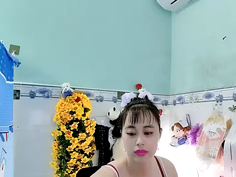 emgaixinhngoan online show from 09/25/25, 12:36