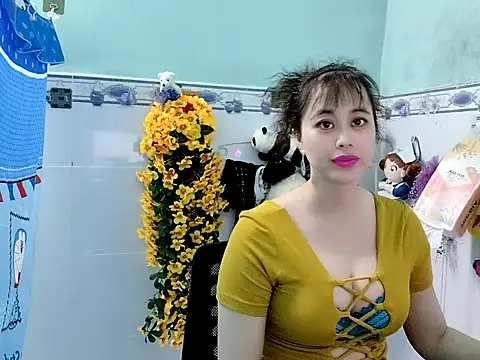 emgaixinhngoan online show from 09/30/25, 12:37