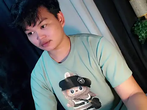 Reynelcock online show from 09/16/25, 05:19