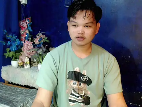 Reynelcock online show from 02/24/26, 04:27