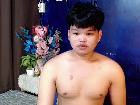 Reynelcock online show from 03/26/26, 06:57