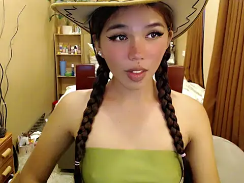 urswtasian chesca online show from 05/26/26, 05:36