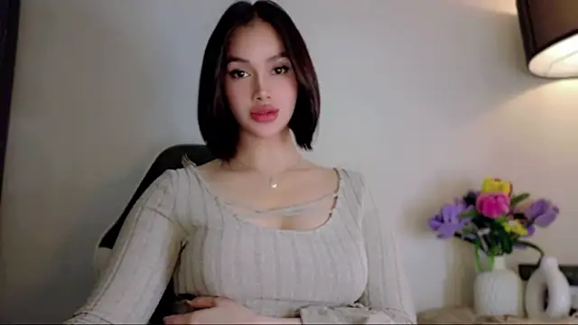 Snapshot of anna_lala7 chatting on 05/29/26, 05:33 anna lala7 online show from 05/29/26, 05:33
