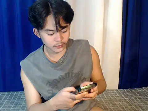 Snapshot of urguy_toshi chatting on 10/06/25, 04:48 urguy toshi online show from 10/06/25, 04:48