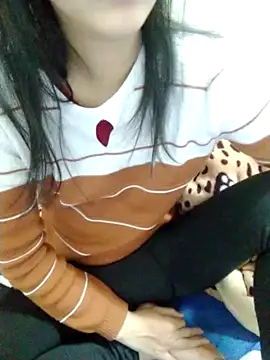 Kembong01 online show from 01/18/26, 09:07