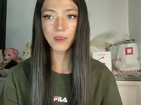 Snapshot of slimladyxoxo chatting on 12/18/25, 11:49 slimladyxoxo online show from 12/18/25, 11:49