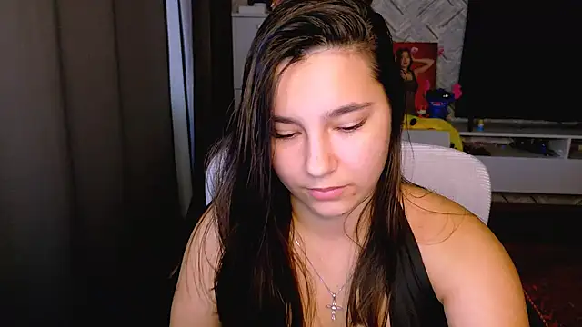 Snapshot of Arianna_Grend chatting on 10/08/25, 07:06 Arianna Grend online show from 10/08/25, 07:06