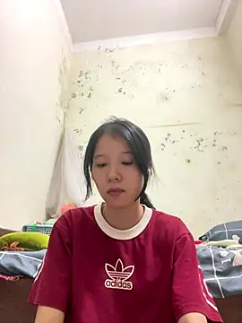 meomeo2k6 online show from 10/16/25, 07:31