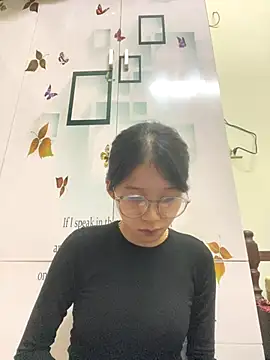 meomeo2k6 online show from 11/14/25, 06:23