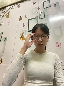 meomeo2k6 online show from 11/23/25, 06:13