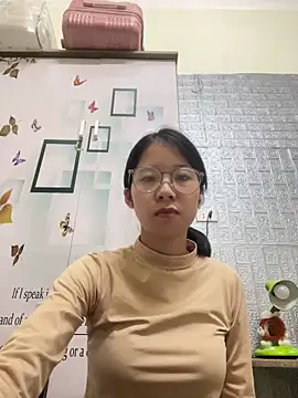 meomeo2k6 online show from 12/16/25, 02:11