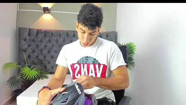 ALAN REDINGER online show from 09/22/25, 12:51