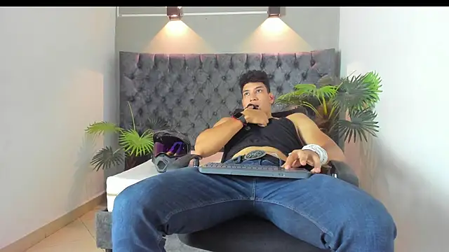 ALAN REDINGER online show from 09/23/25, 01:58