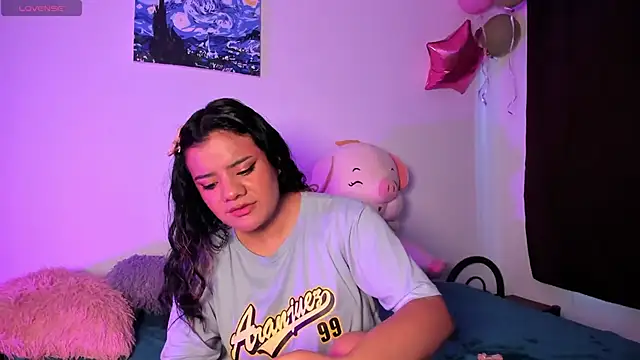 Shophie thoopson online show from 11/27/25, 11:23