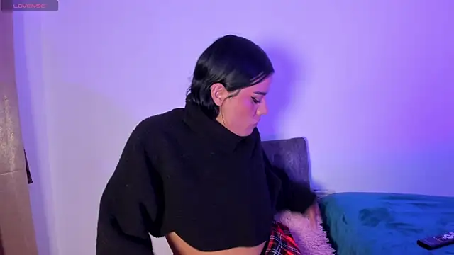 Shophie thoopson online show from 01/17/26, 05:56