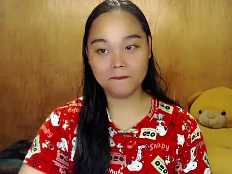  Lylia online show from 11/11/25, 07:03