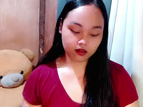  Lylia online show from 02/06/26, 09:51