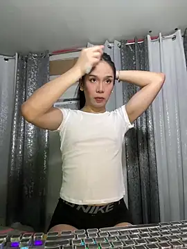 Snapshot of lucyshanex chatting on 02/04/26, 09:59 lucyshanex online show from 02/04/26, 09:59