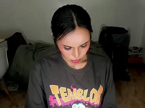 prettylittlesuckerr online show from 09/24/25, 09:56