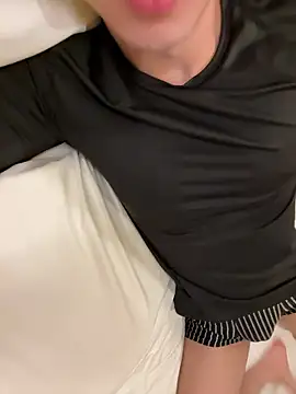 Snapshot of gochu1004 chatting on 11/30/25, 02:54 gochu1004 online show from 11/30/25, 02:54