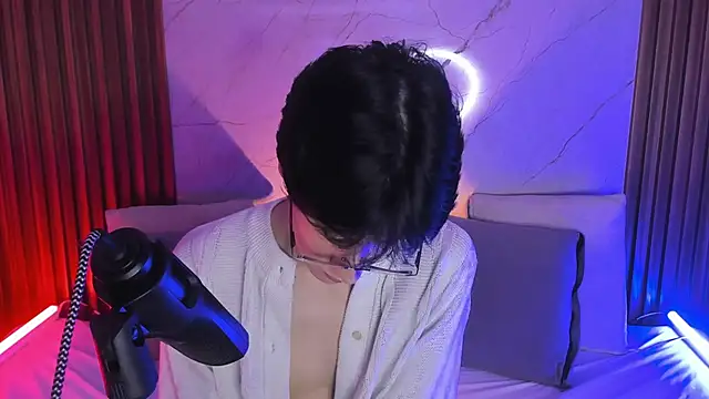 Snapshot of luixdust_ chatting on 09/26/25, 07:01 luixdust online show from 09/26/25, 07:01