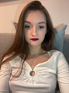 AdelinaEmber online show from 09/25/25, 08:51