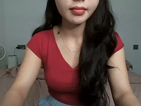 Lucie-Sexy2k online show from 06/09/26, 03:12