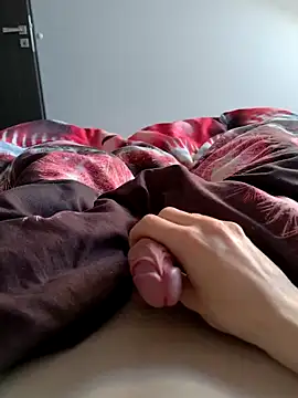 Snapshot of justhubert chatting on 09/28/25, 07:58 justhubert online show from 09/28/25, 07:58