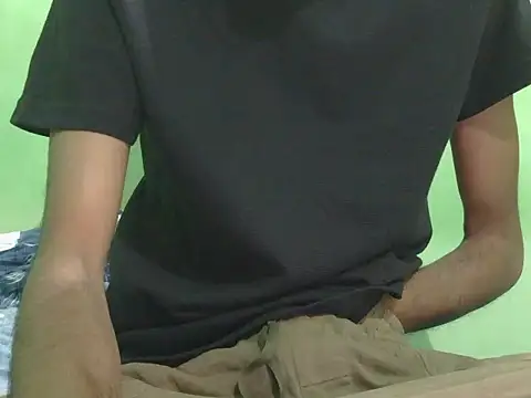 rockyy23boy online show from 12/17/25, 06:58