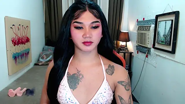 Snapshot of lil_fantacy chatting on 10/02/25, 04:03 lil fantacy online show from 10/02/25, 04:03