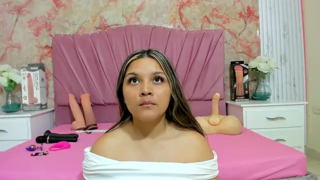 Wonderkloe  online show from 01/05/26, 09:18