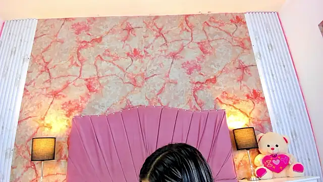 Wonderkloe  online show from 03/28/26, 02:55