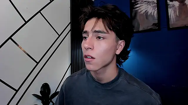 Snapshot of Christopher_77 chatting on 12/16/25, 07:30 Christopher 77 online show from 12/16/25, 07:30