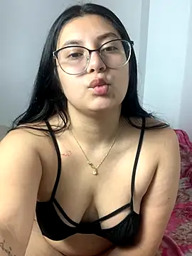 Velma star online show from 11/26/25, 11:55