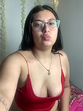 Velma star online show from 12/18/25, 11:27