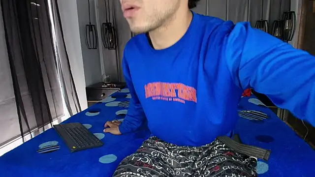 Thonixxx mr online show from 04/10/26, 04:01