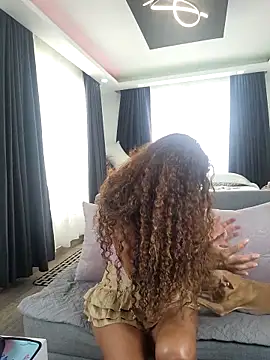 evasweett   online show from 10/04/25, 05:22